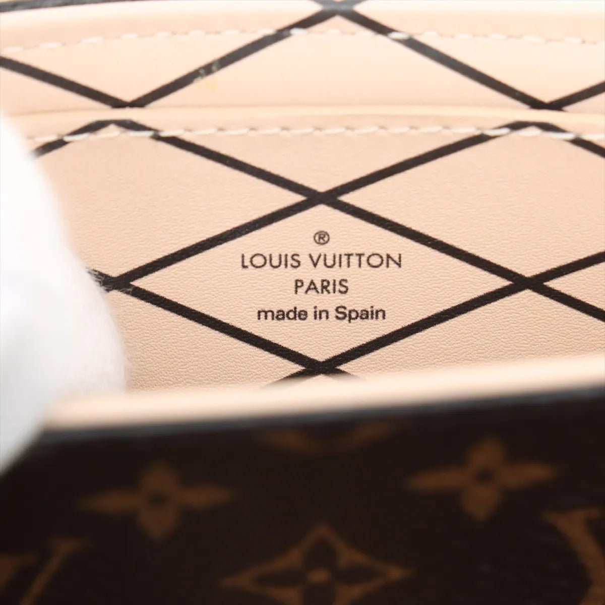 Pre-Owned Louis Vuitton Monogram Pochette Trunk Vertical  SB06-2307