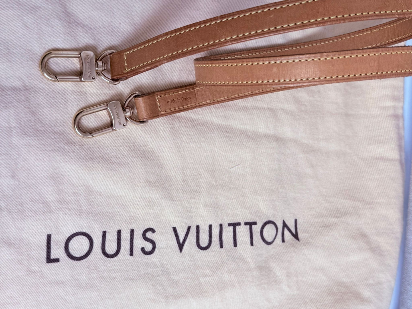 Louis Vuitton Vachetta  Strap (100cm L x 1.5cm W)