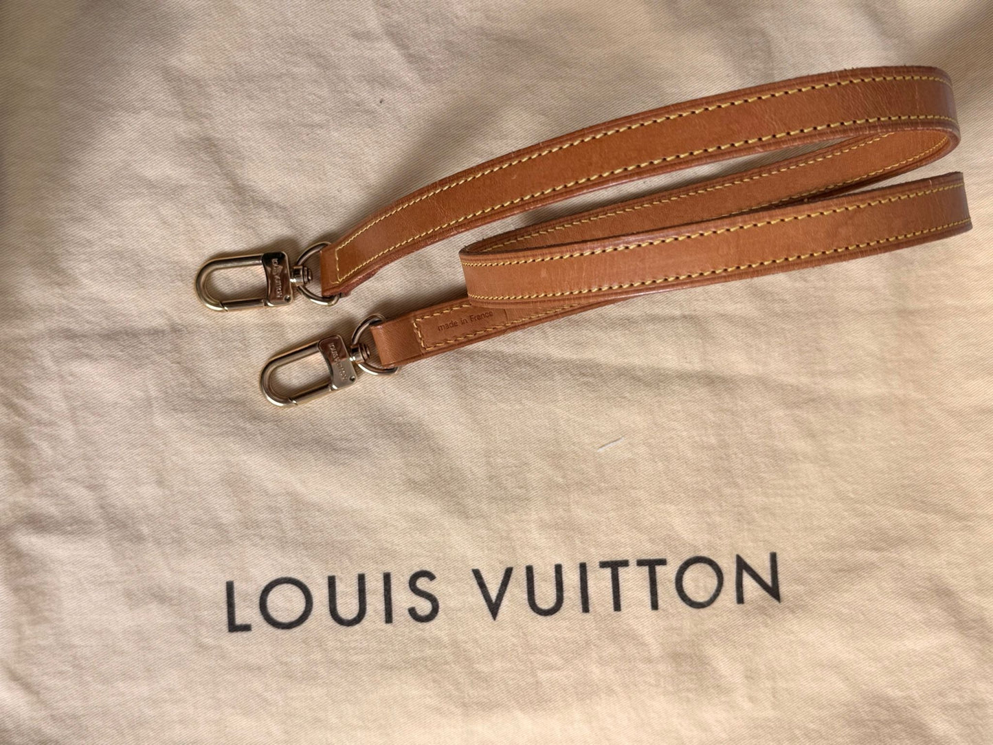 Louis Vuitton Vachetta  Strap (100cm L x 1.5cm W)