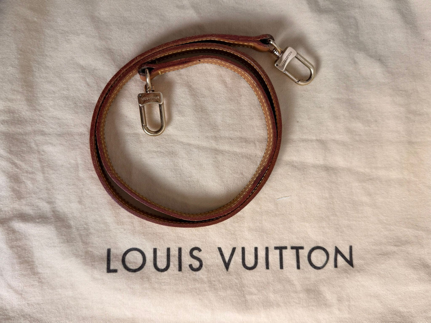 Louis Vuitton Vachetta  Strap (100cm L x 1.5cm W)
