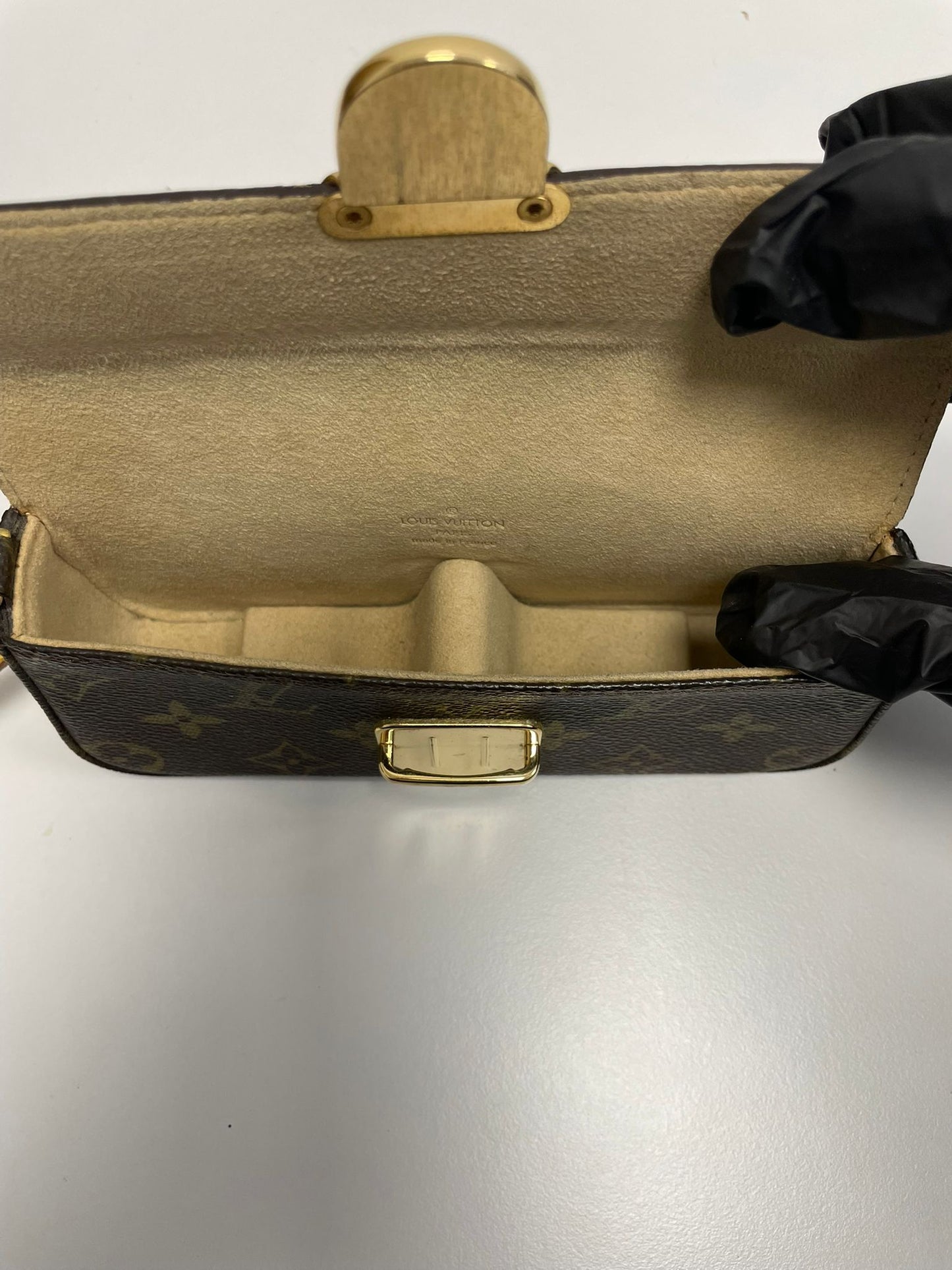 Louis Vuitton Monogram Pochette Lagoon Clutch 137059