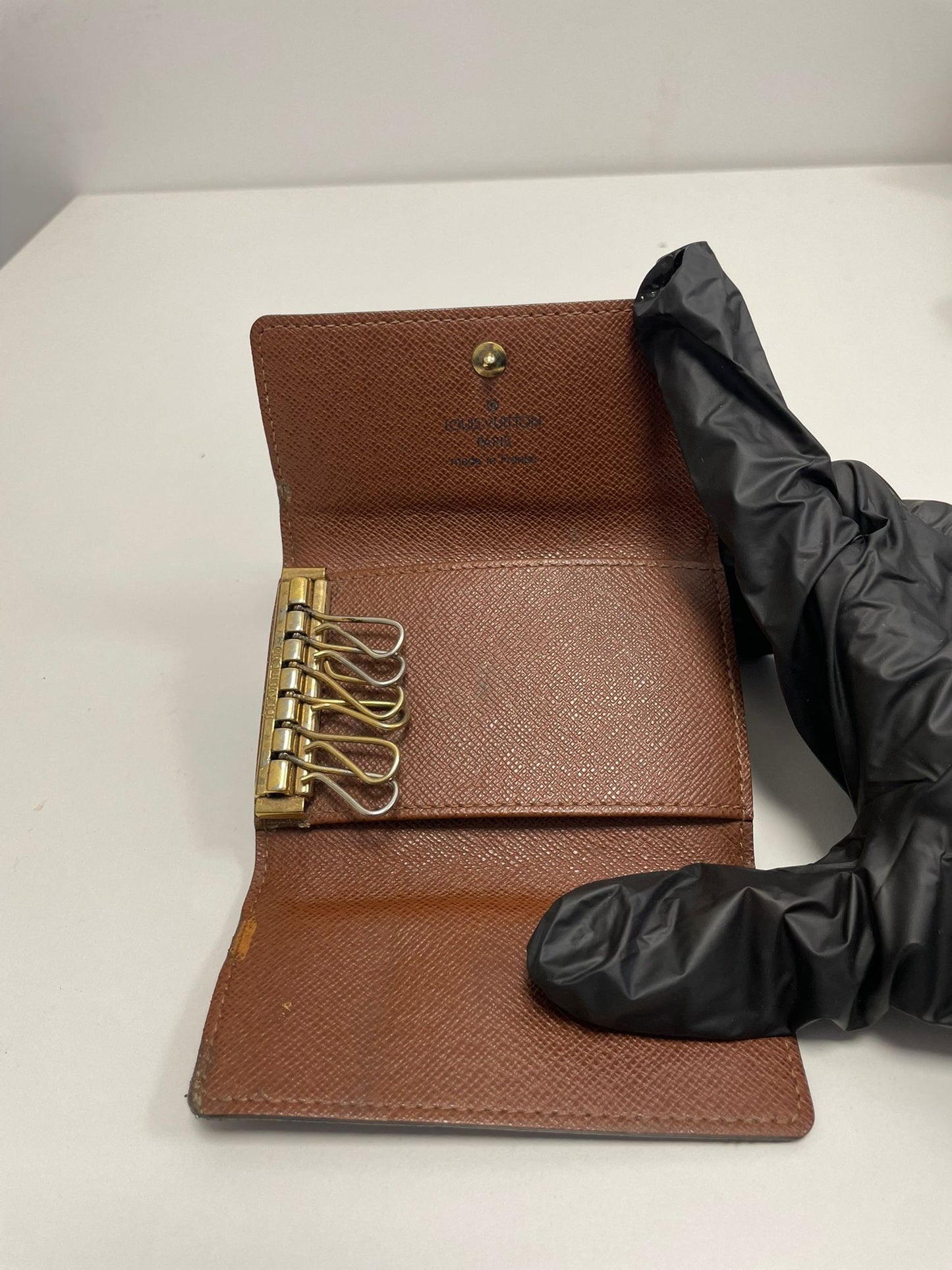 Louis Vuitton Monogram 6 Key Case 20191