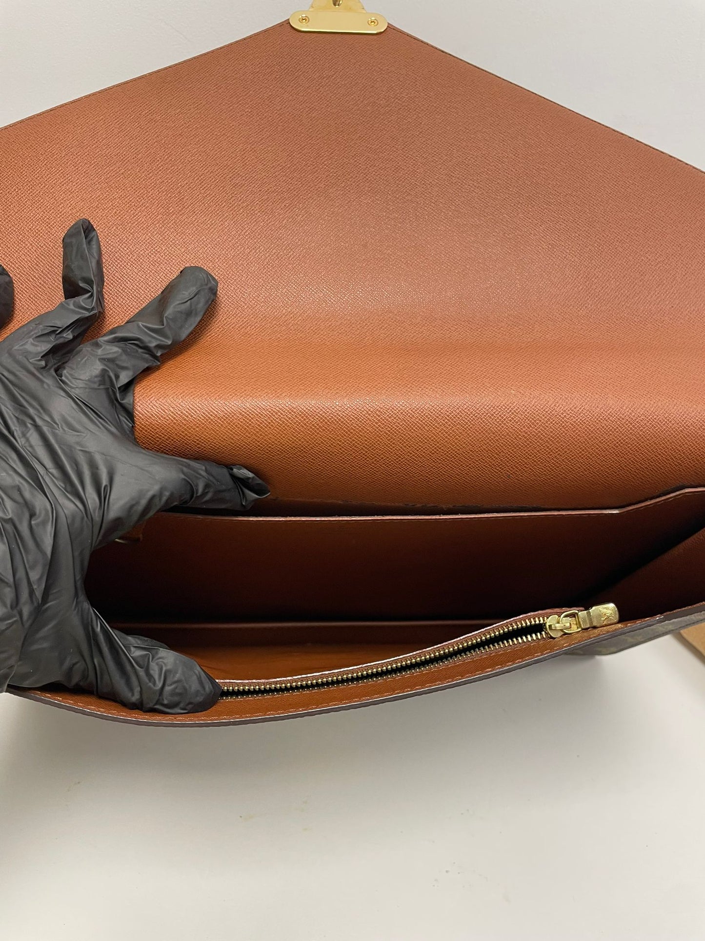 Louis Vuitton Monogram Porte Documents Bandouliere Bag 170772
