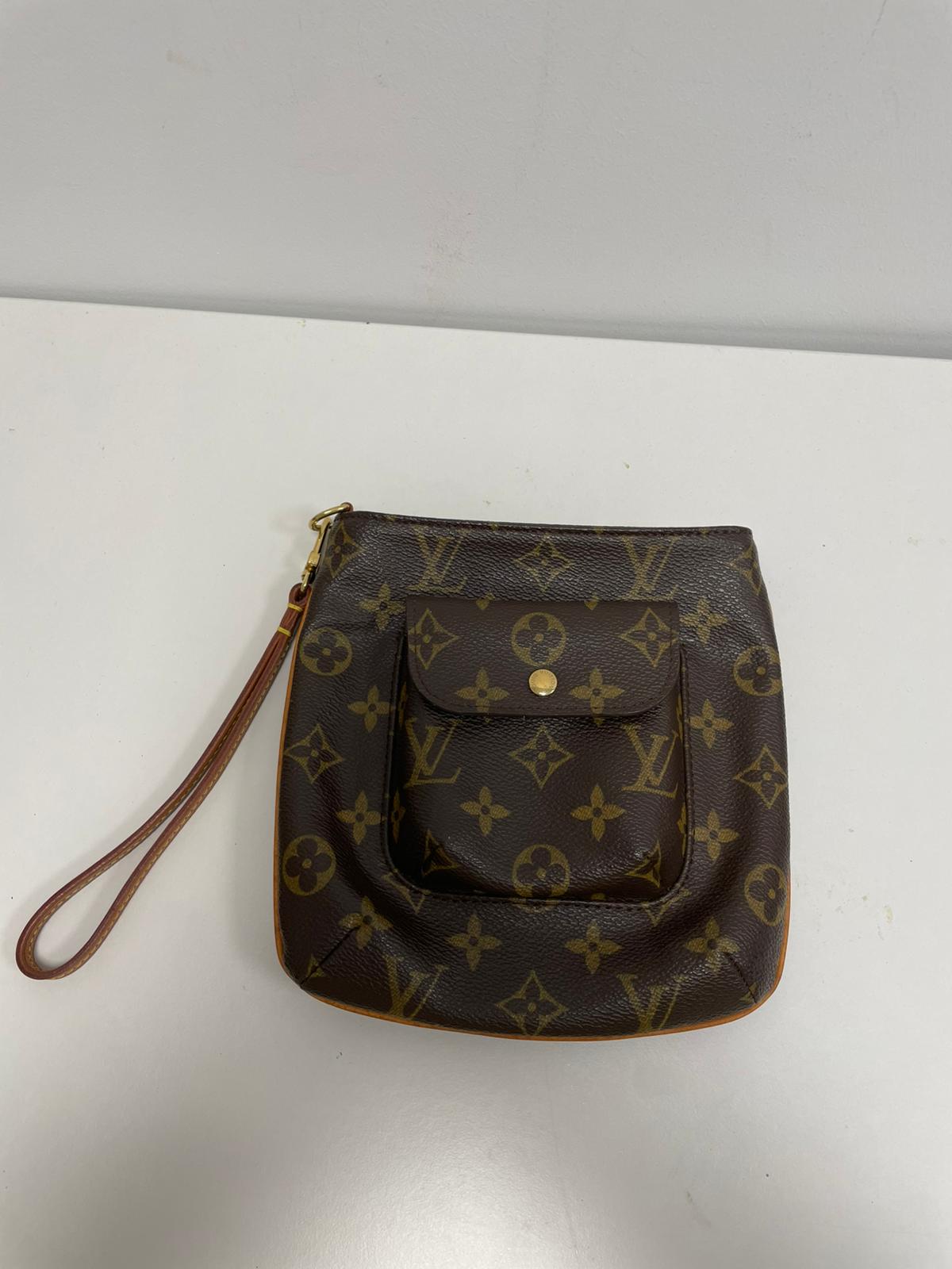 Louis Vuitton Monogram Partition Pouch 168992