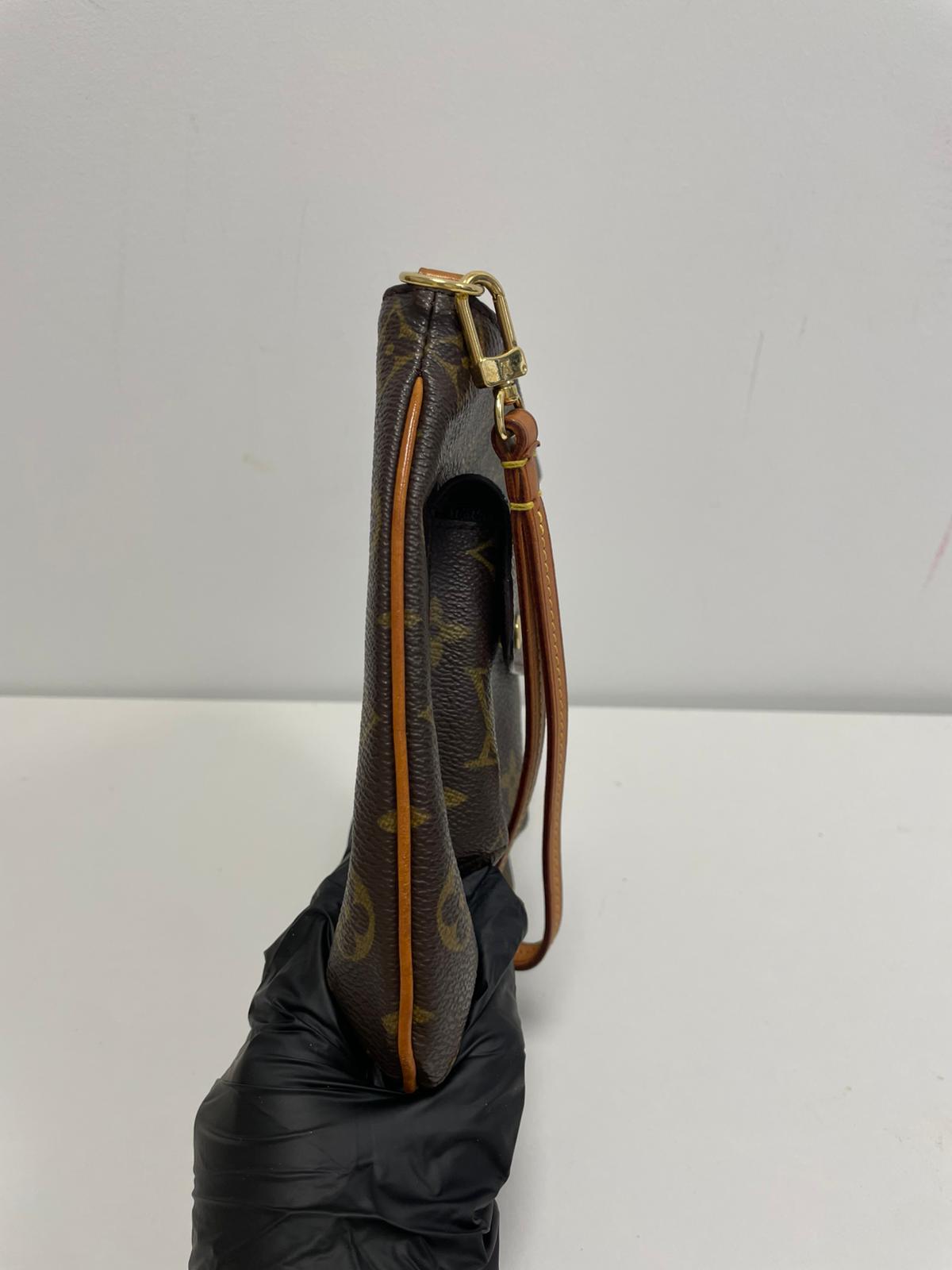 Louis Vuitton Monogram Partition Pouch 168992