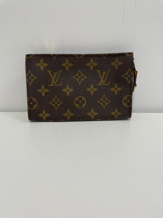 Louis Vuitton Monogram Accessory Pouch bs22416