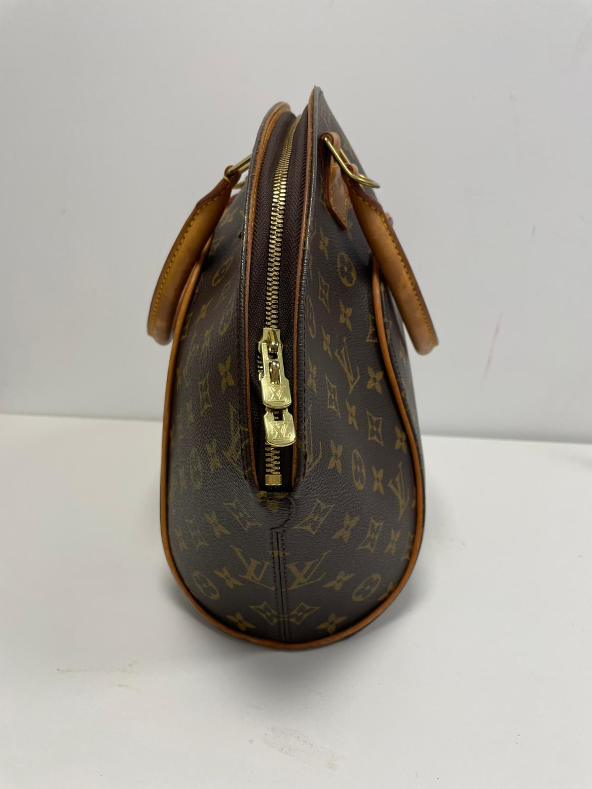 Louis Vuitton Monogram Ellipse MM 165444