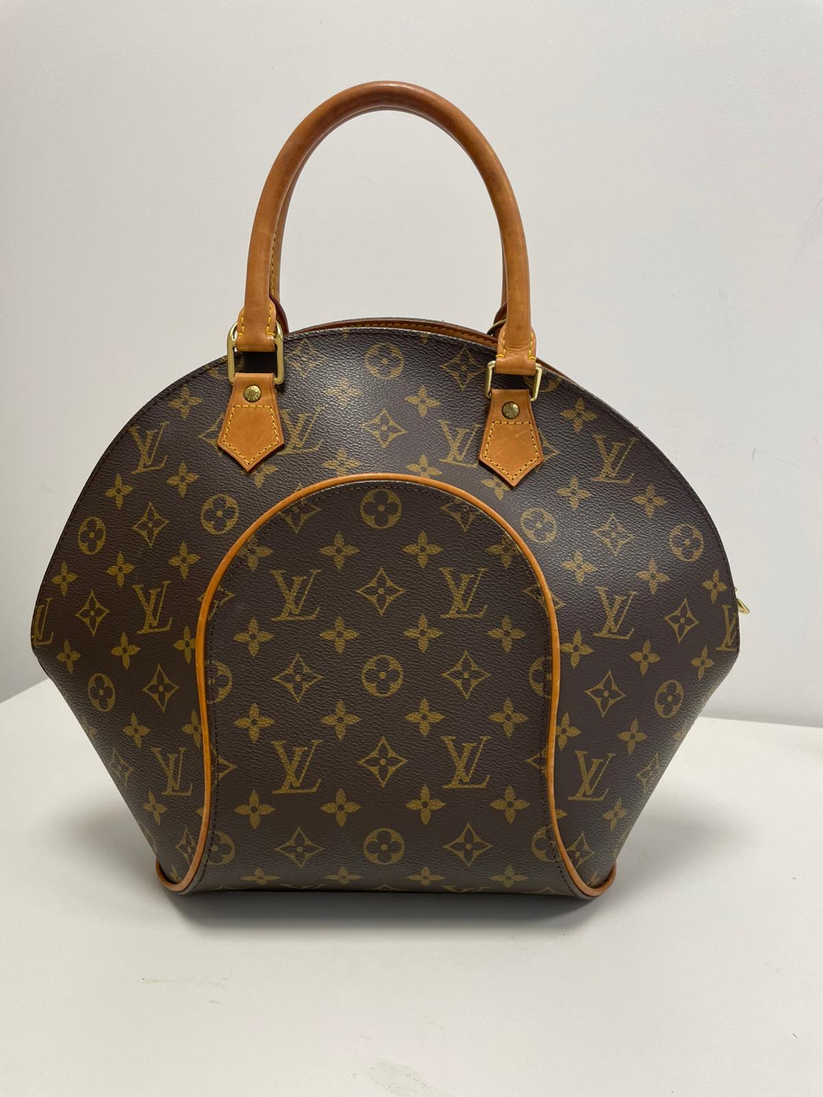 Louis Vuitton Monogram Ellipse MM 165444