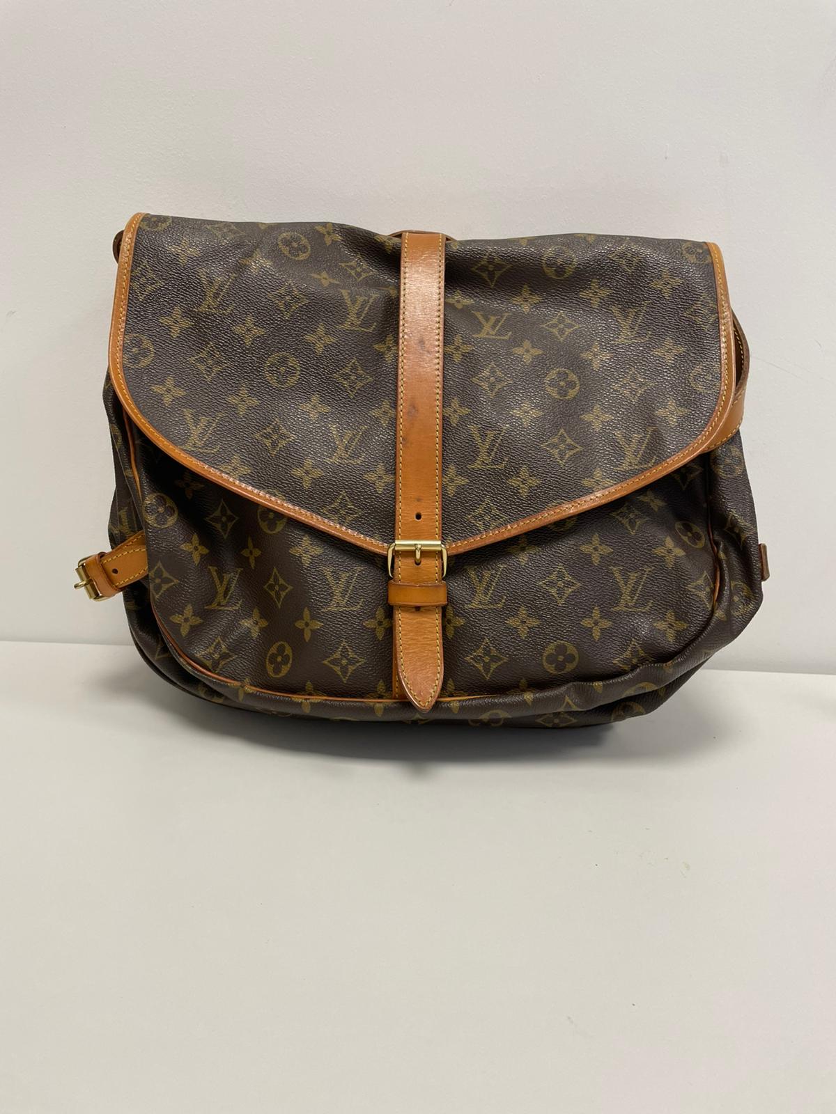 Louis Vuitton Monogram Saumur 35 Shoulder Bag 168471