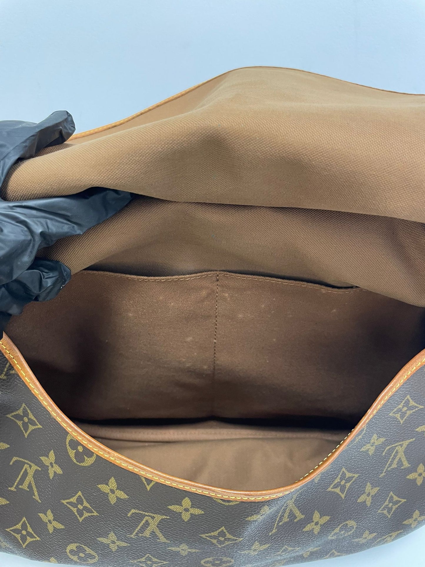 Louis Vuitton Monogram Saumur 35 Shoulder Bag 168471