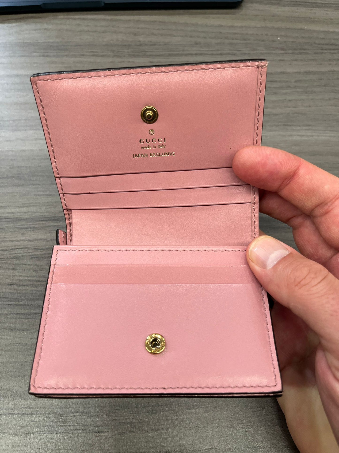 27823 Gucci Japan Exclusive Cherry wallet in pink embossed leather (no box)