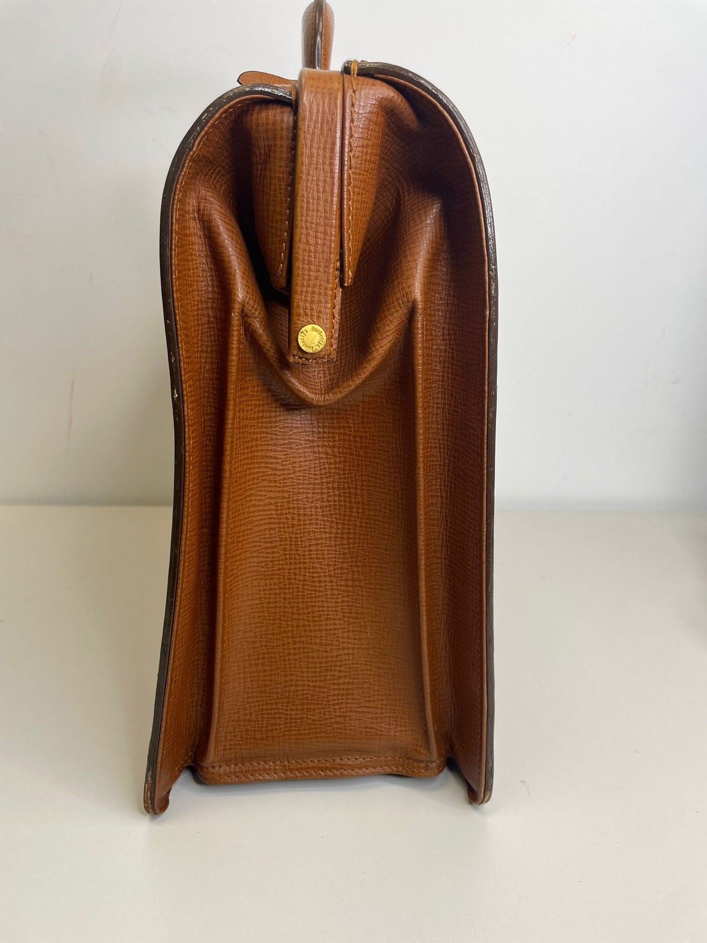 Vintage Burberrys brown leather briefcase 165099