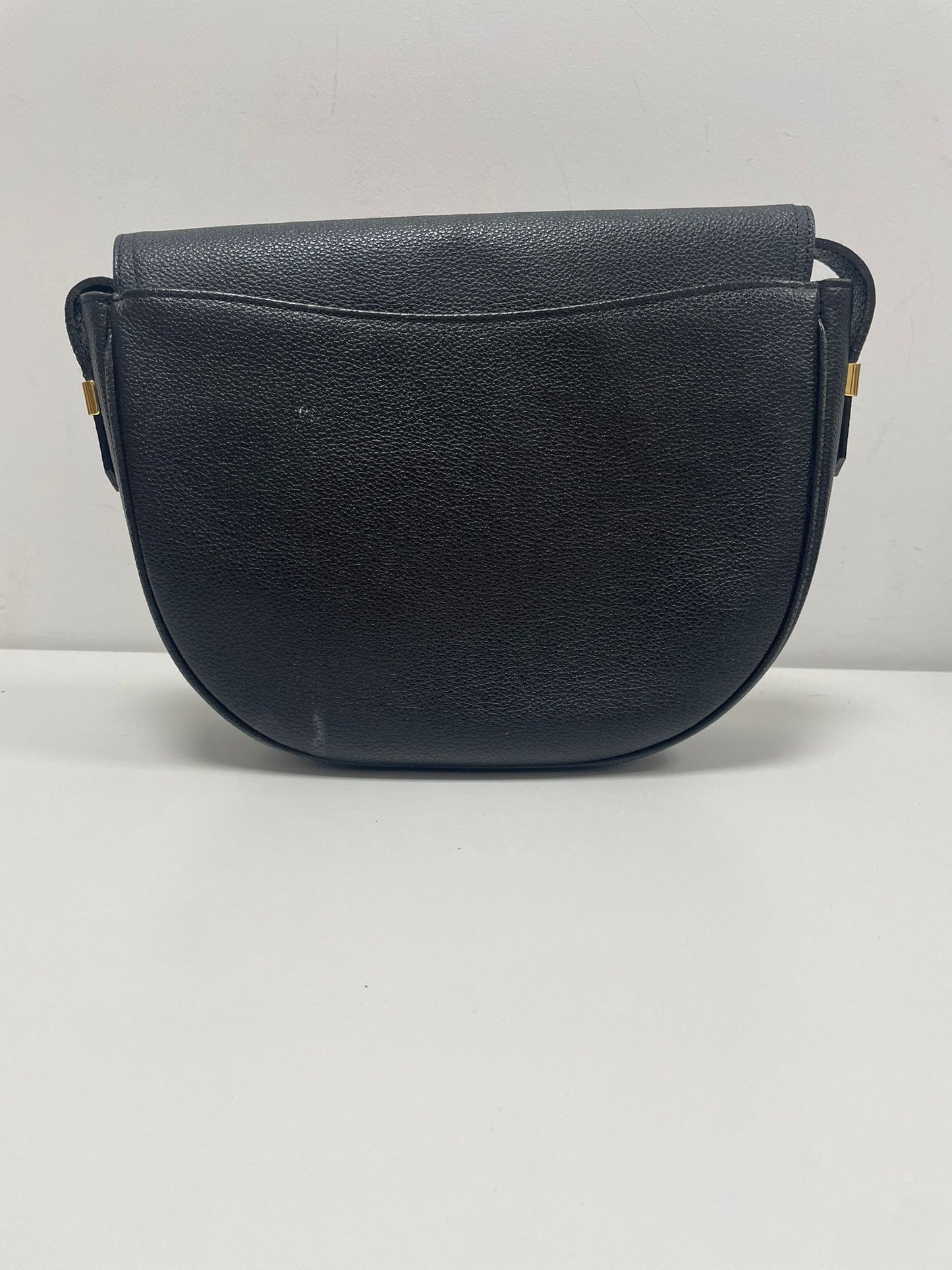 Yves Saint Laurent leather shoulder bag (JPD04-06)