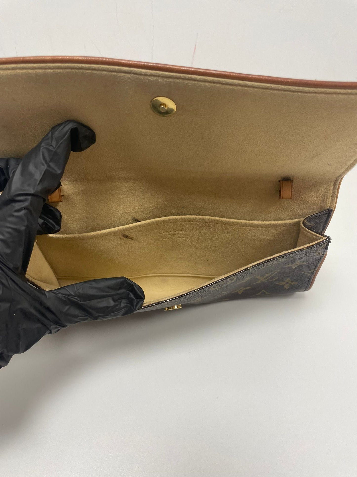 Louis Vuitton Monogram Pochette Twin GM (JPD04-32)