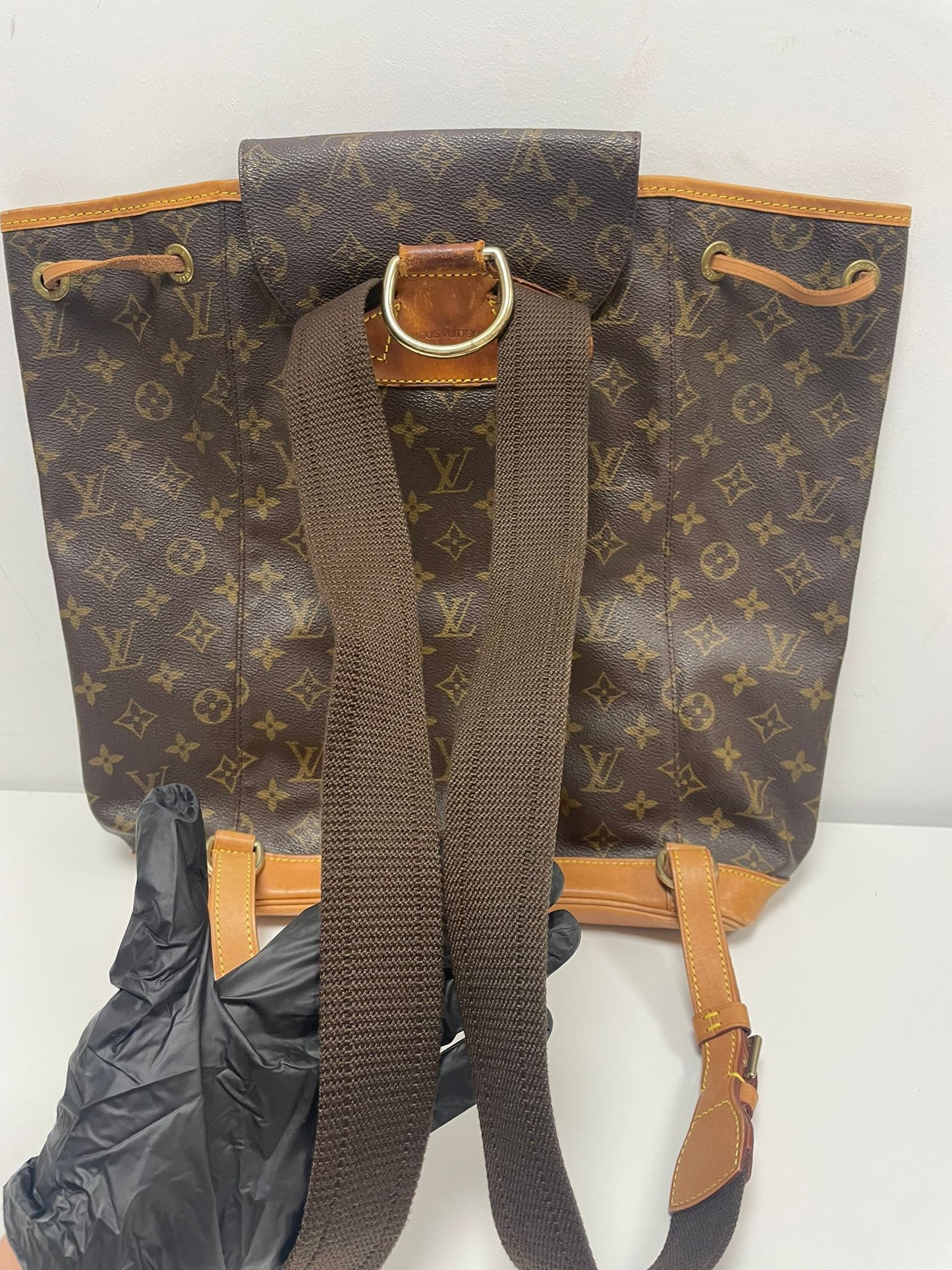 Louis Vuitton Montsouris GM backpack (JPD04-39)