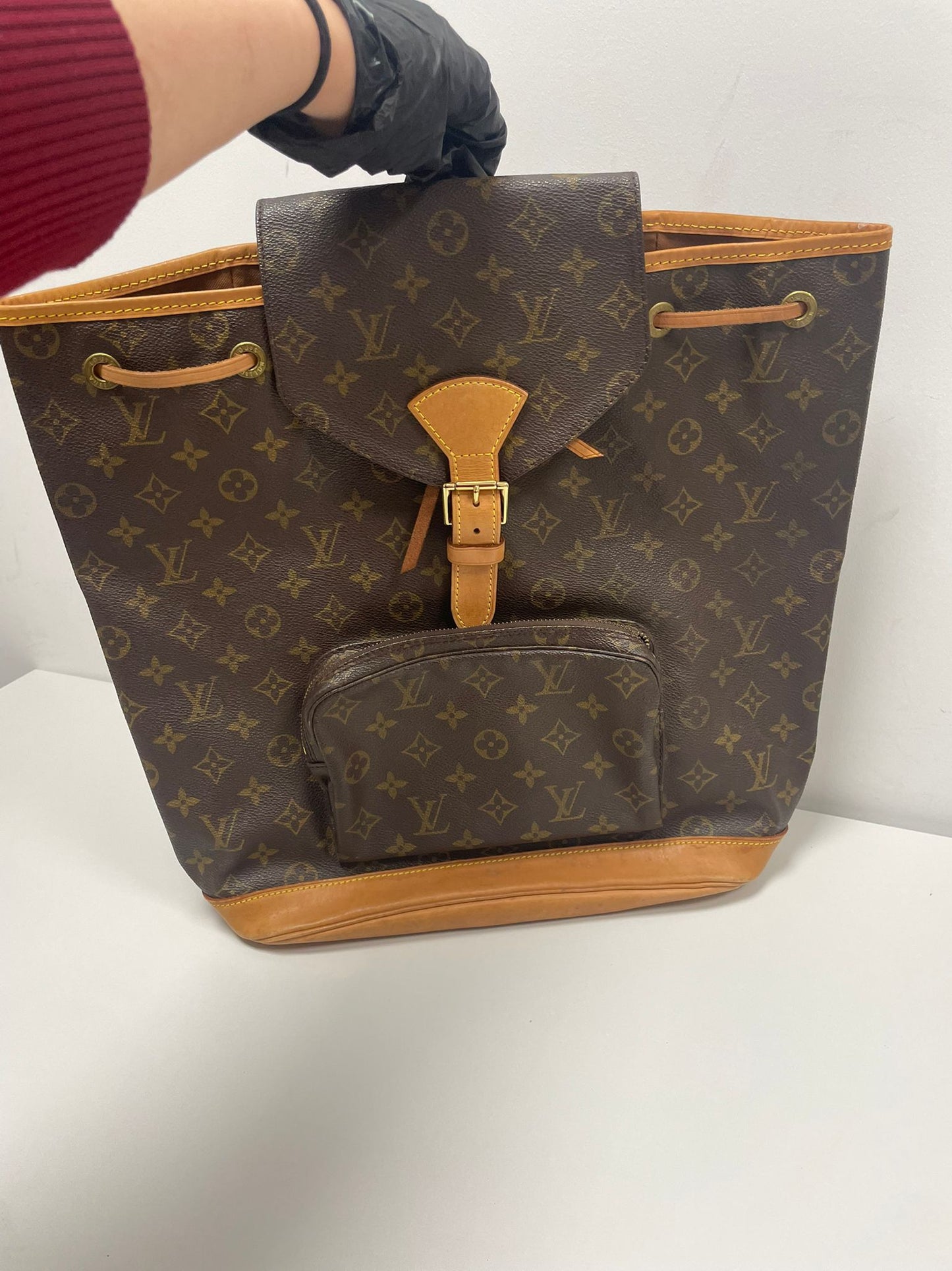 Louis Vuitton Montsouris GM backpack (JPD04-39)