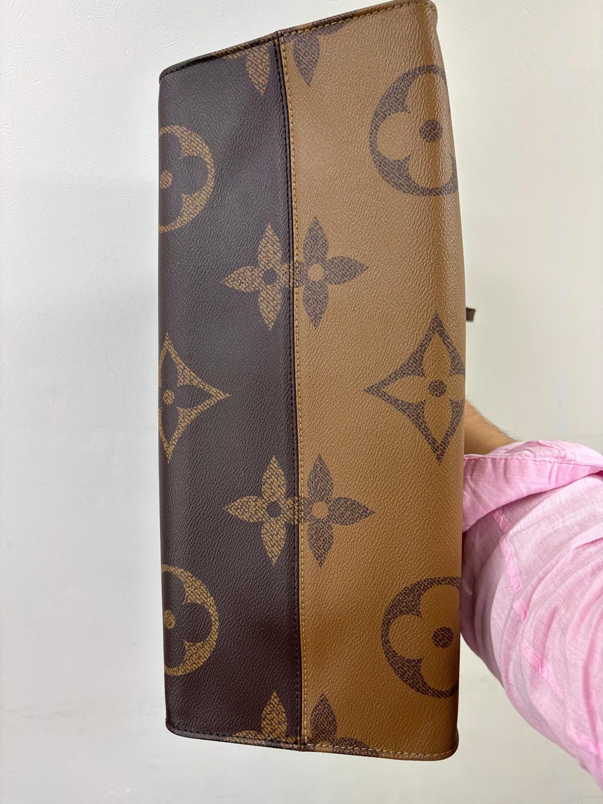 Louis Vuitton OnTheGo tote bag in Reverse Monogram canvas
