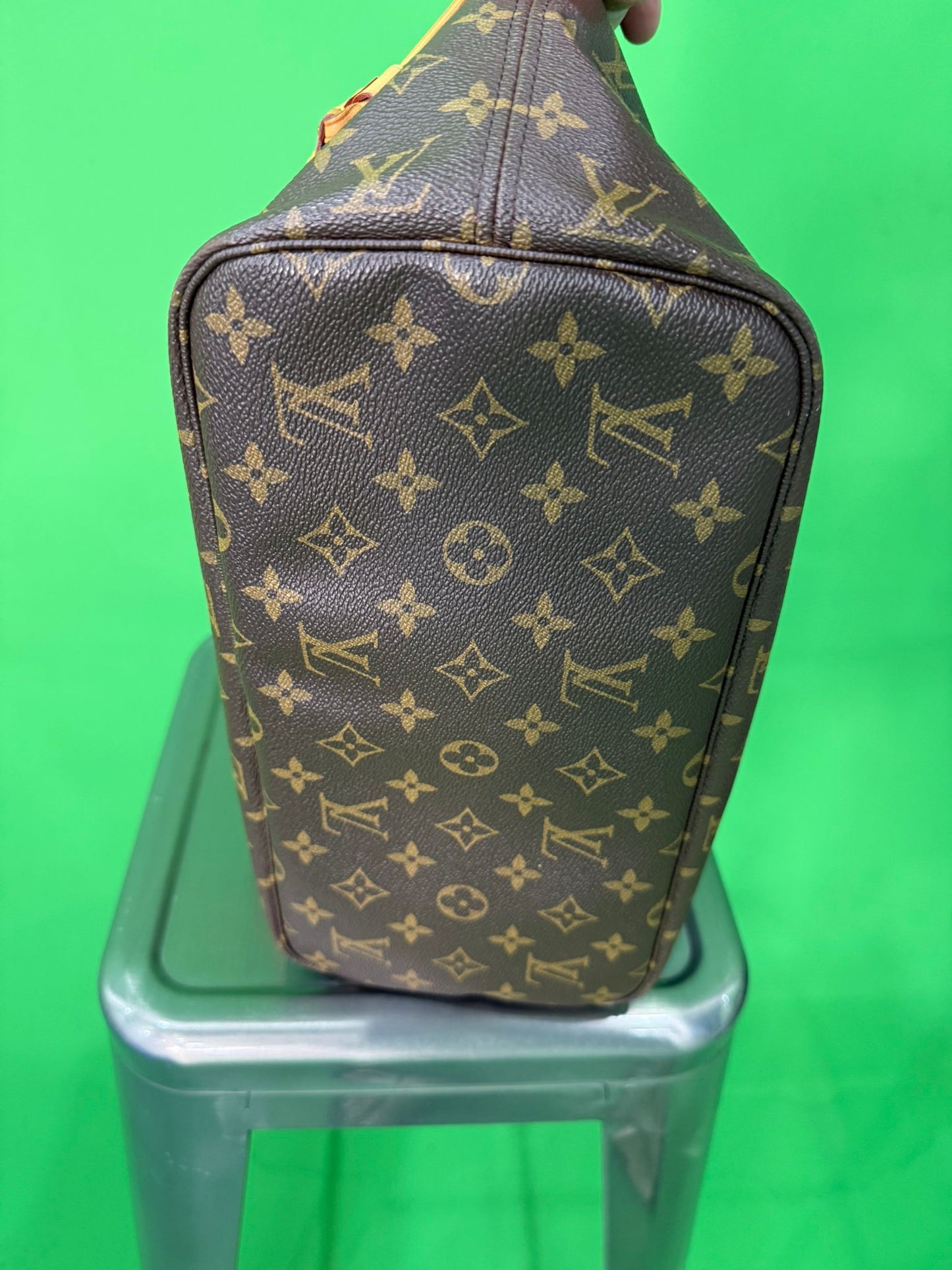 Louis Vuitton Monogram Neverfull MM