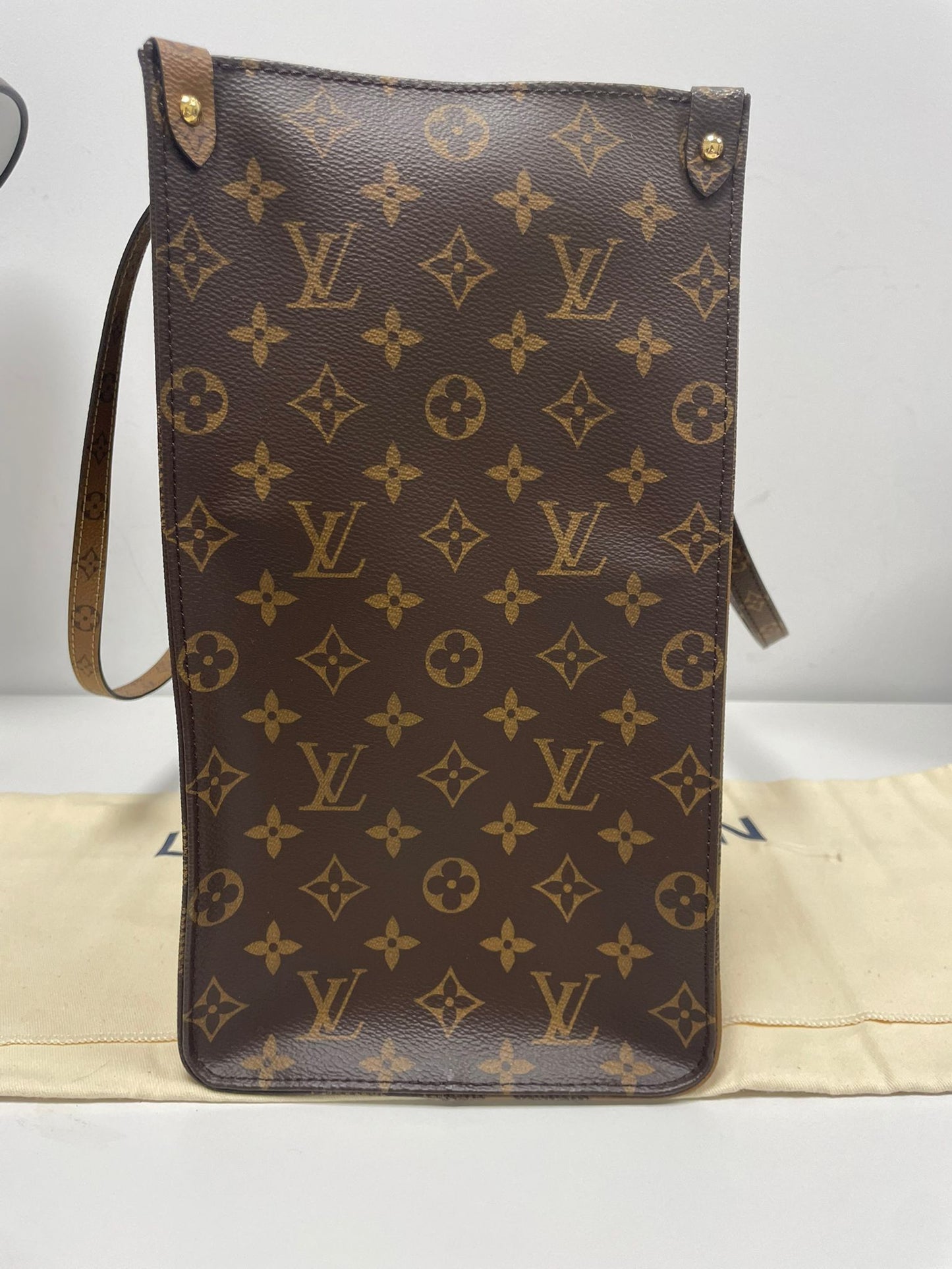 Louis Vuitton OnTheGo GM Monogram Reverse Giant Tote Bag