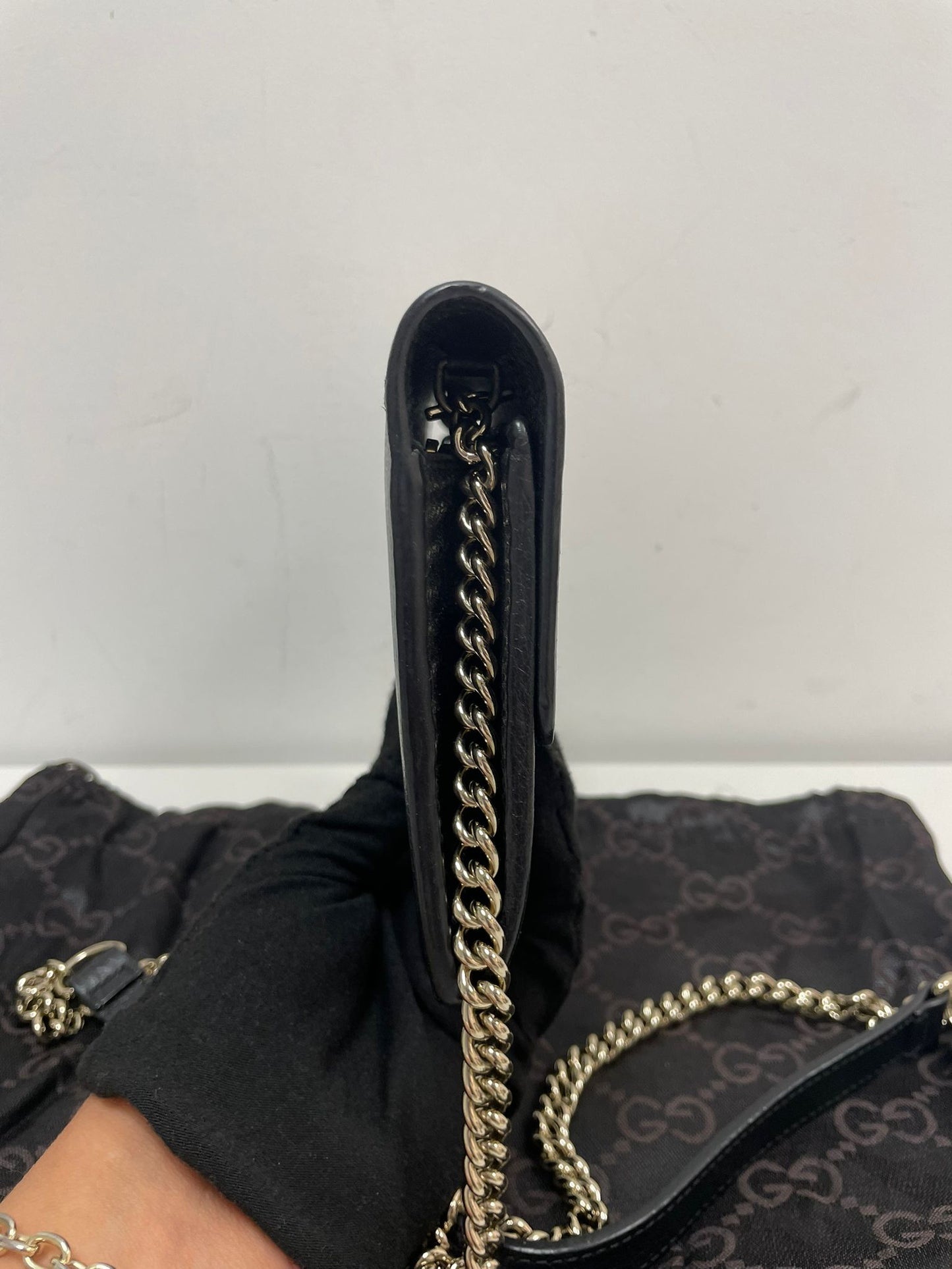Gucci Interlocking GG Chain Wallet in Black Leather