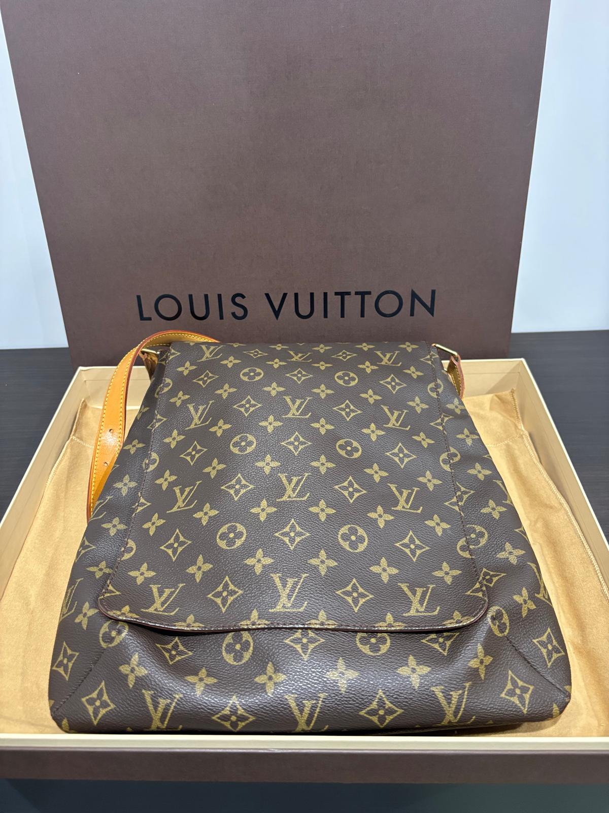 Louis Vuitton Musette Shoulder Bag -262866334