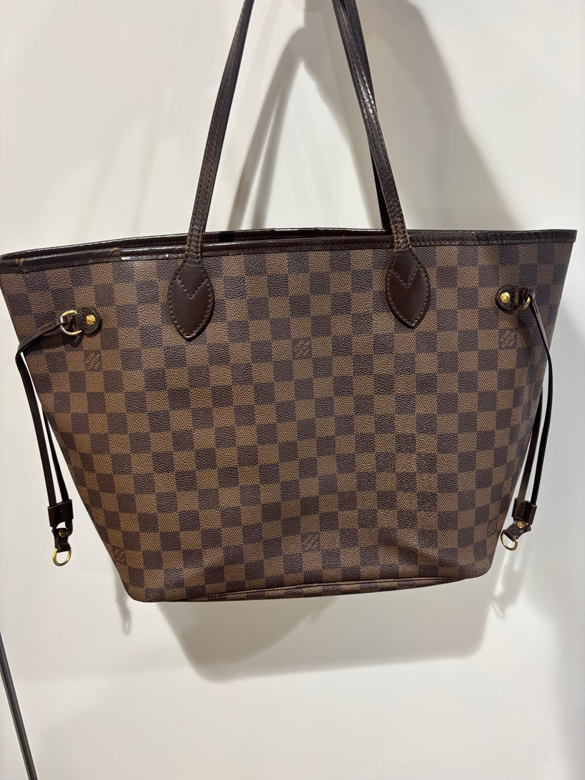 Louis Vuitton Neverfull MM in Damier Ebene Canvas - 265162623