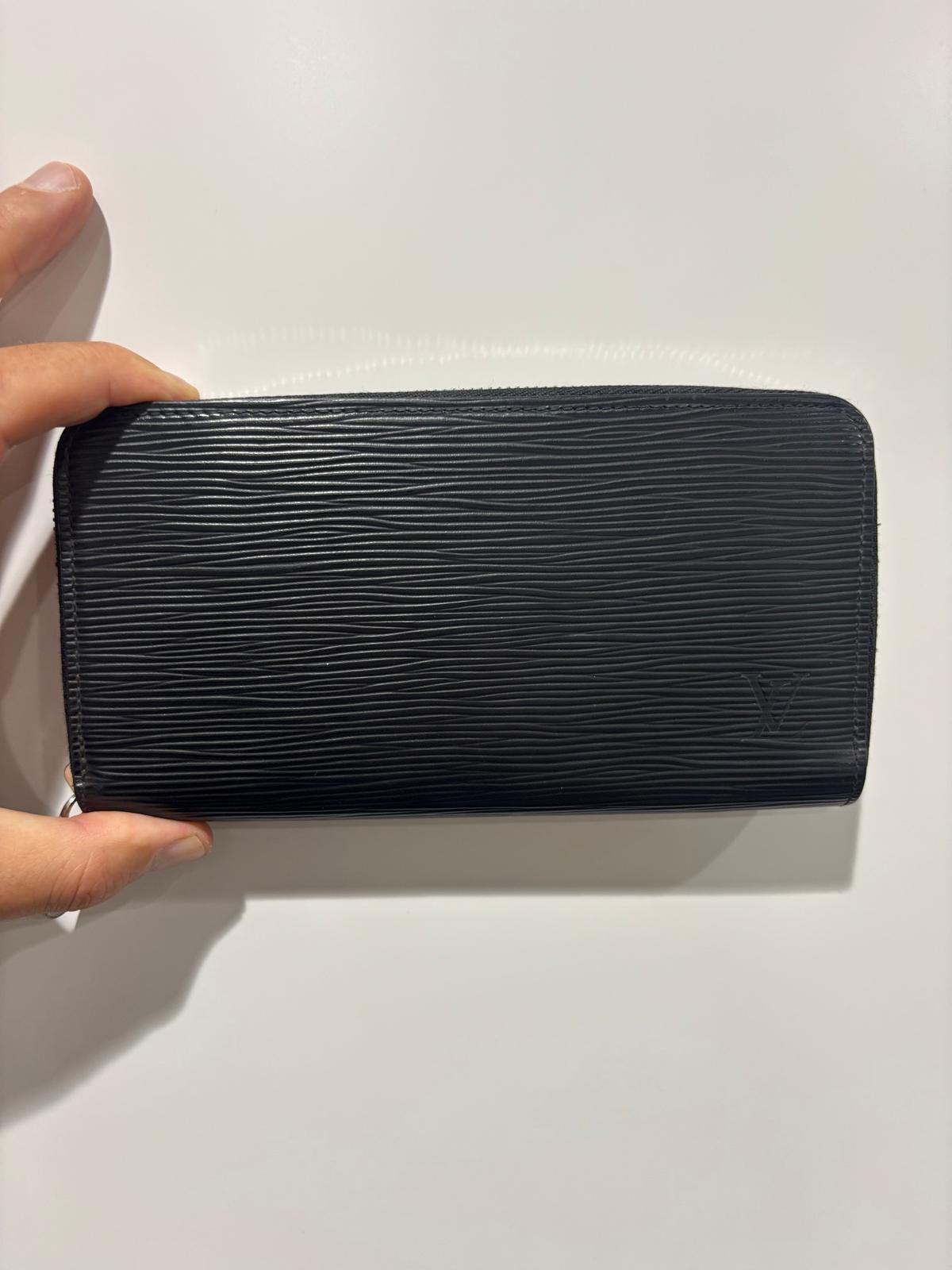 Louis Vuitton Zippy wallet in Epi leather - 265015674