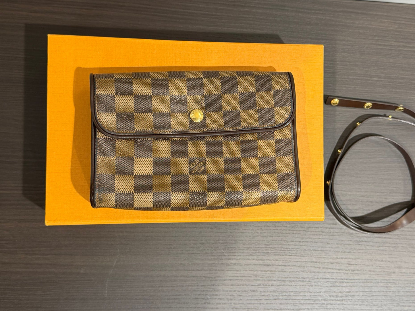 Louis Vuitton Damier Pochette Florentine Belt Bag