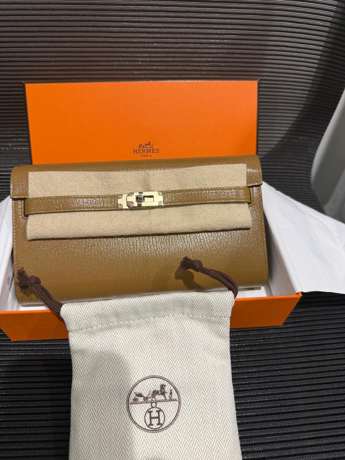 Hermes Kelly Classique To Go Wallet