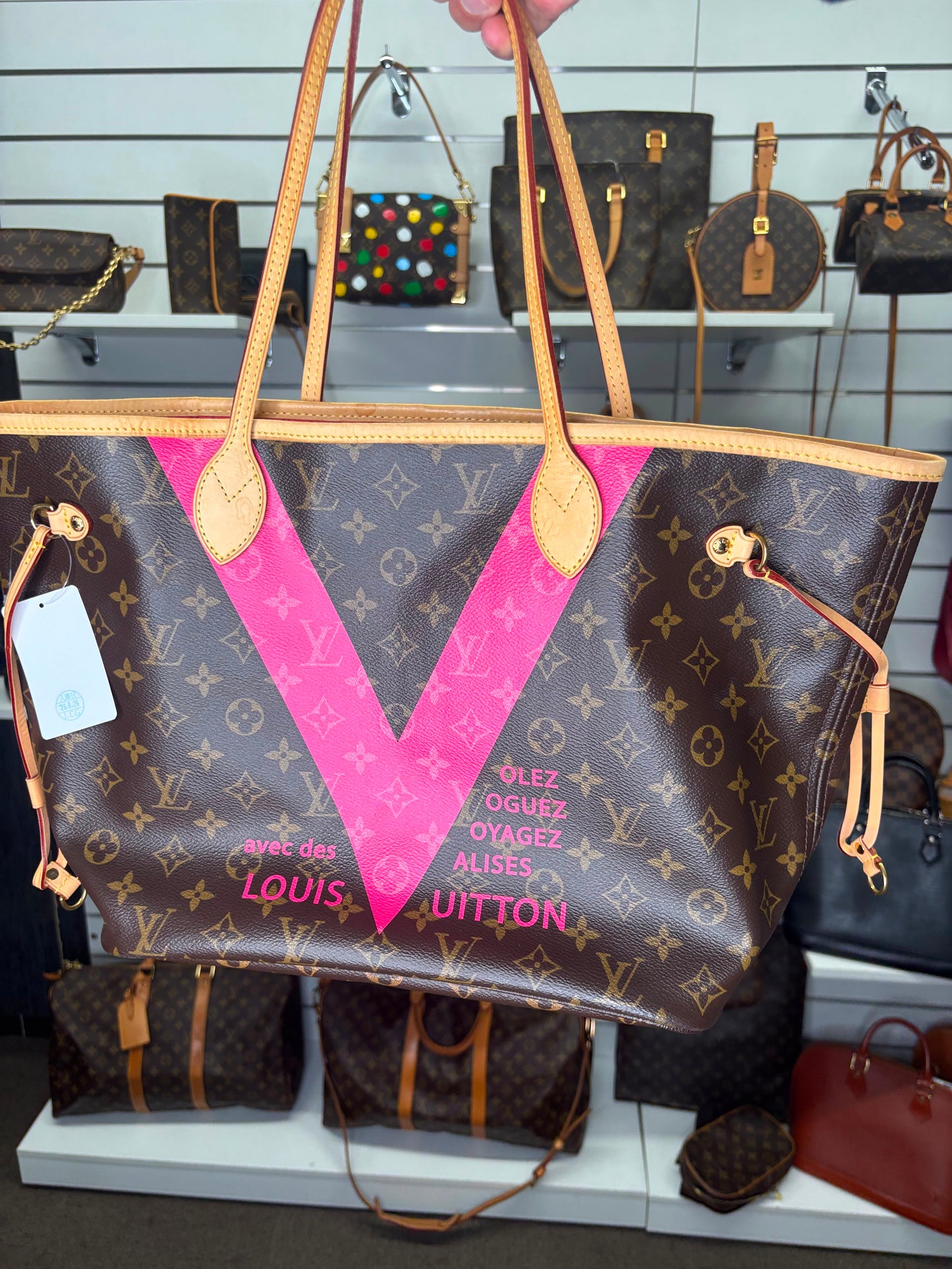 Louis Vuitton Neverfull MM in Grenade Monogram Canvas