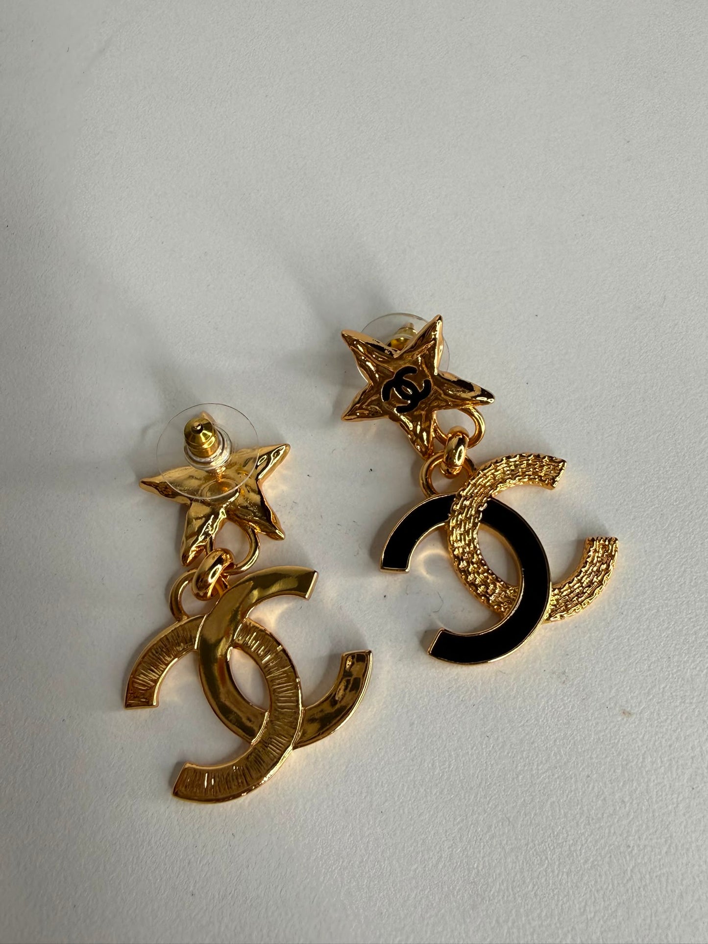 Chanel Metal Enamel CC Star Drop Earrings