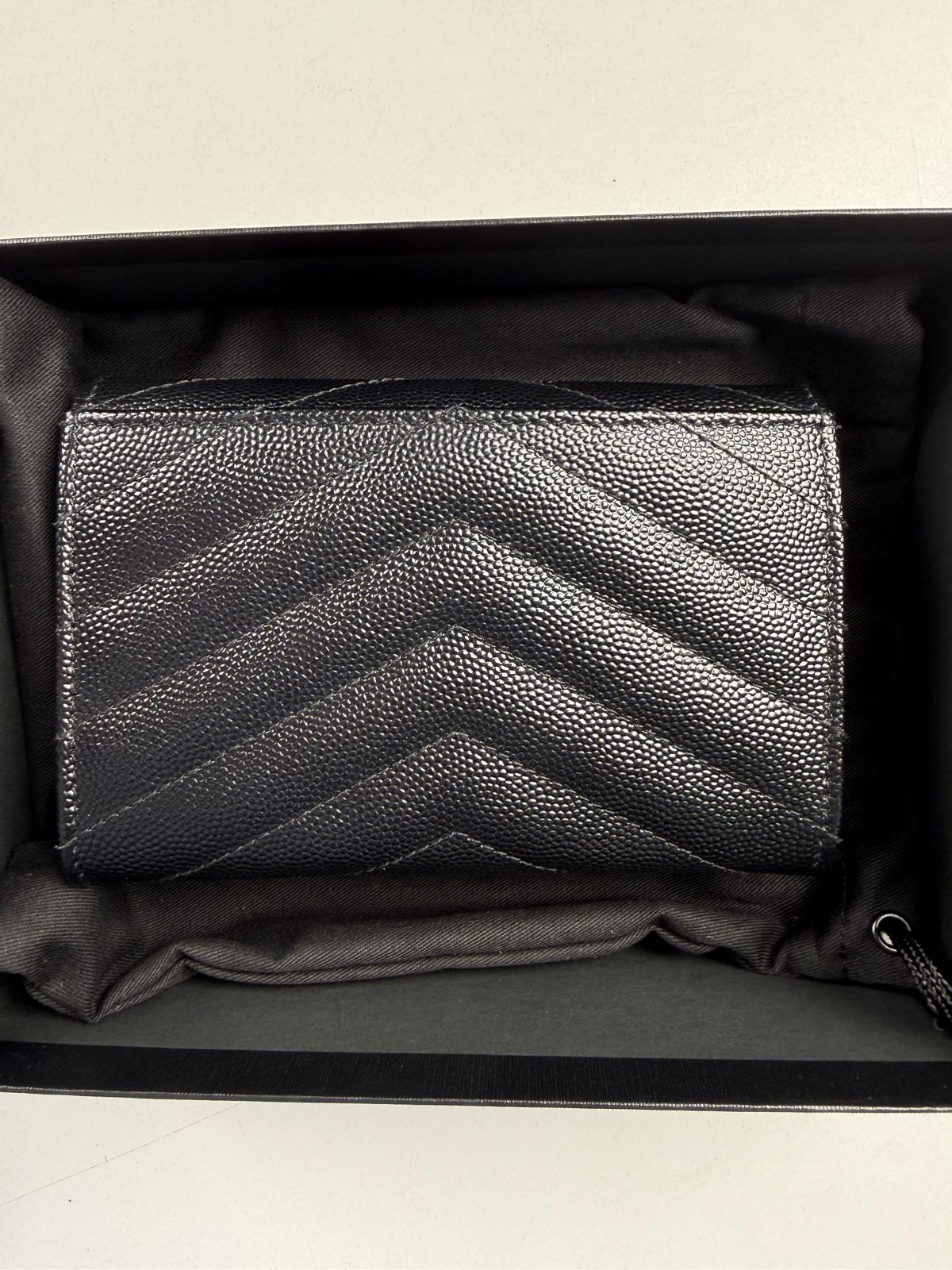 Saint Laurent Cassandre Matelassé Small Envelope Wallet (V253921)