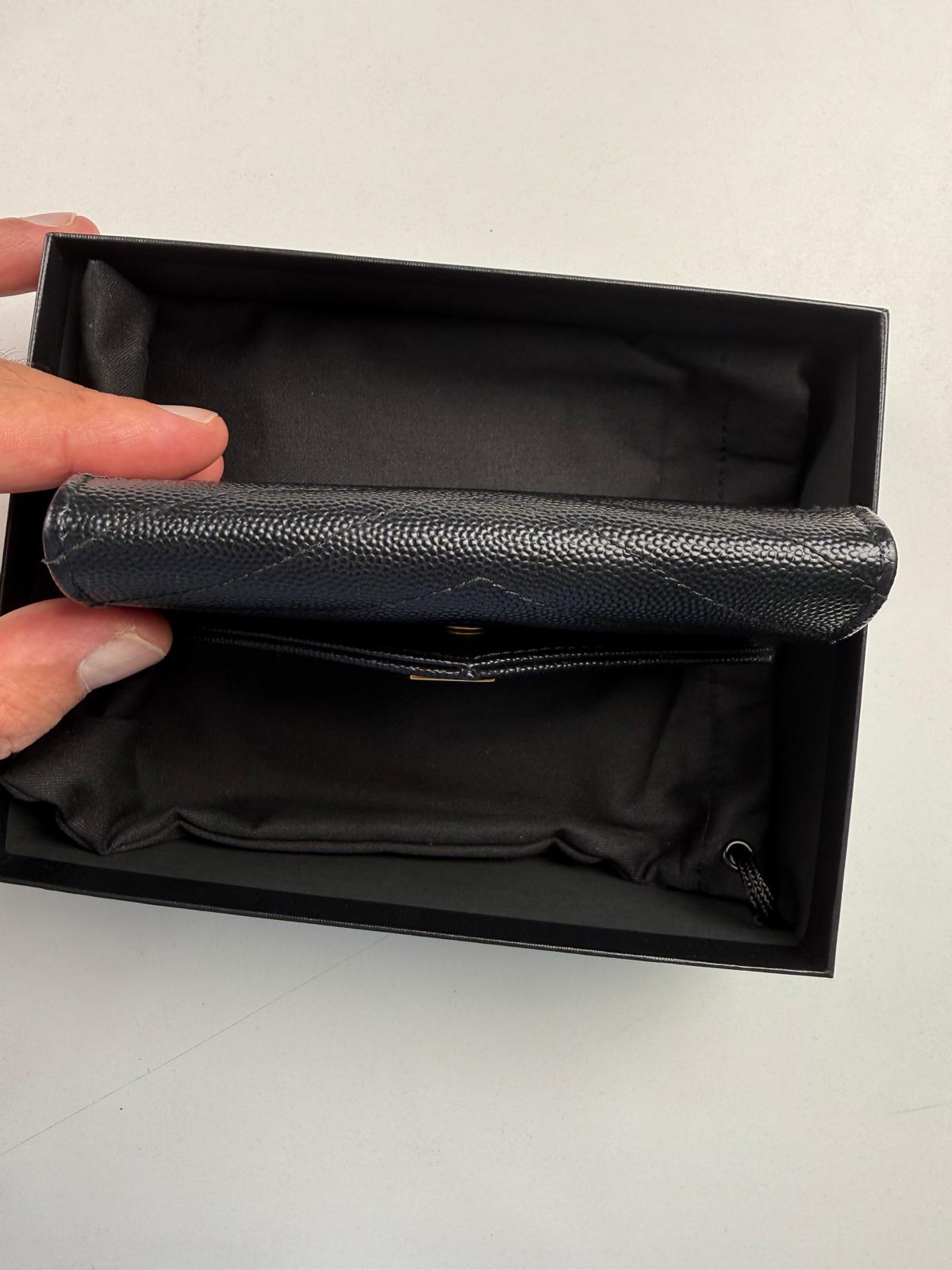 Saint Laurent Cassandre Matelassé Small Envelope Wallet (V253921)