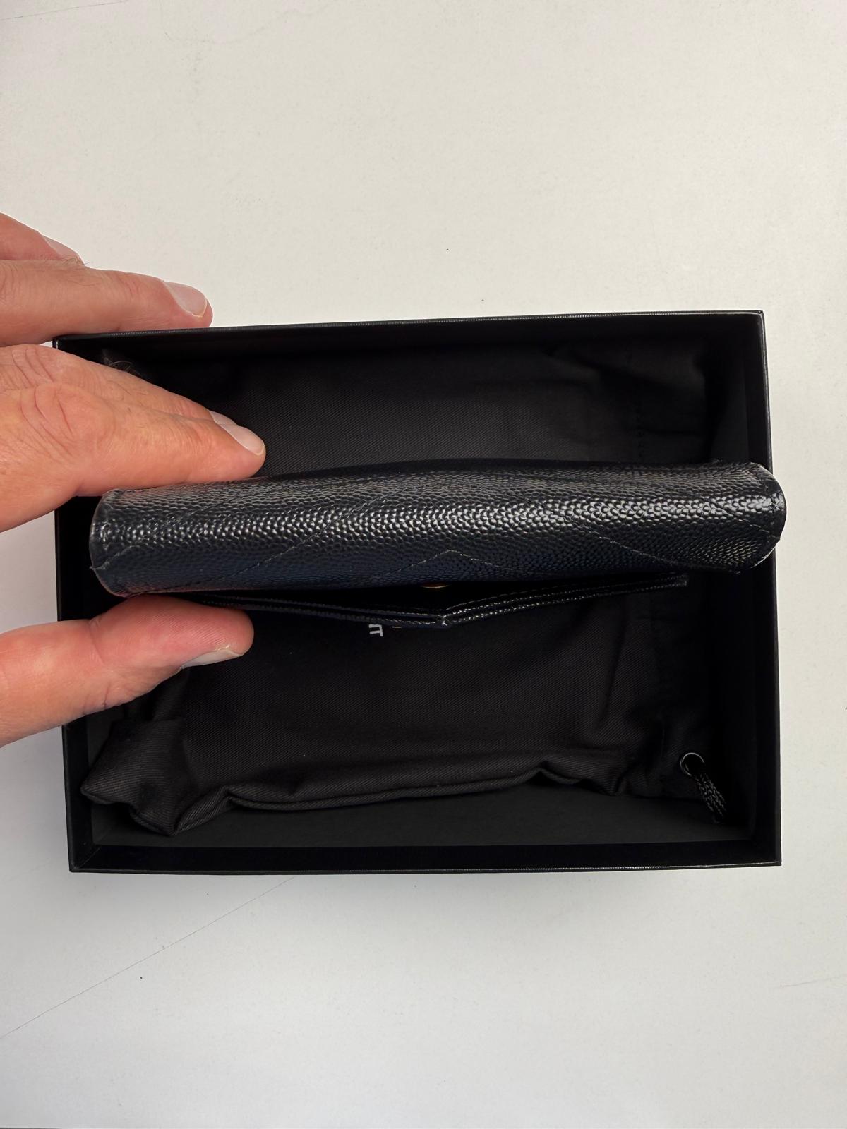 Saint Laurent Cassandre Matelassé Small Envelope Wallet (V253921)