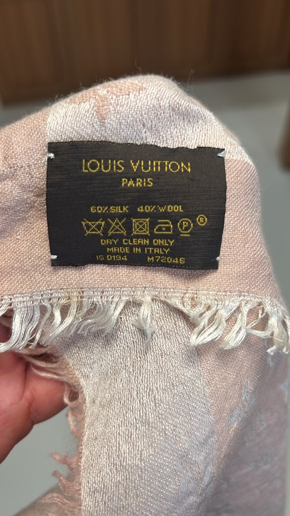 Louis Vuitton Monogram Shawl Rose Poudre