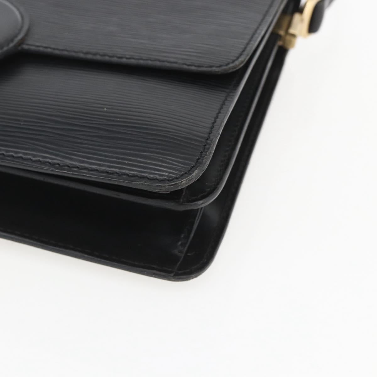 Louis Vuitton Epi Leather Free Run Shoulder Bag Black